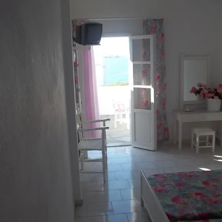 Karavas Apartment *